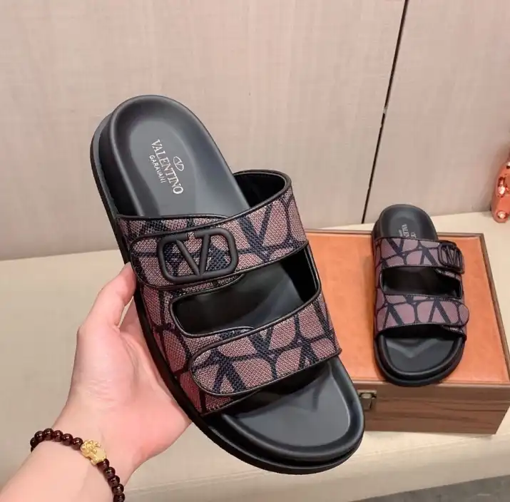 hype Valentino Slippers