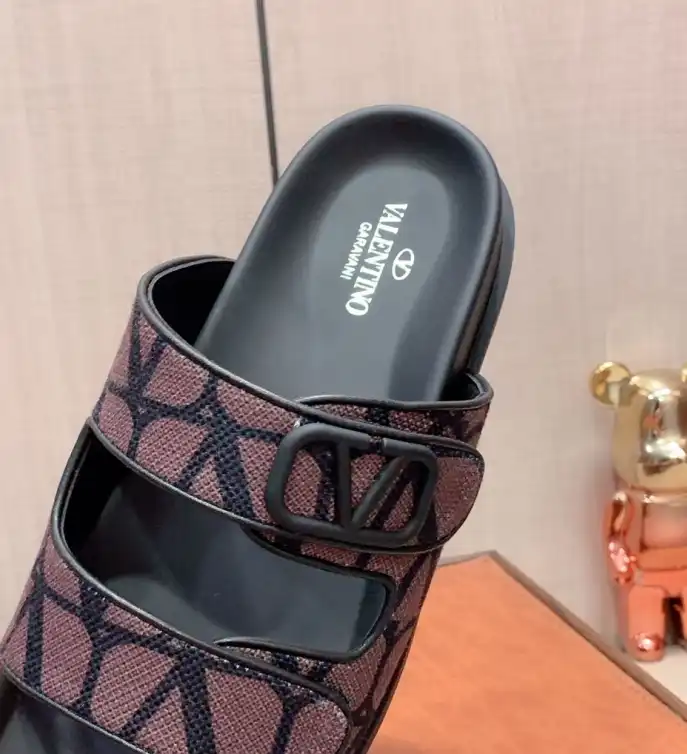 hype Valentino Slippers