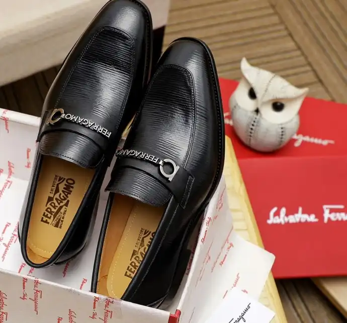 hype Ferragamo Leather Shoes