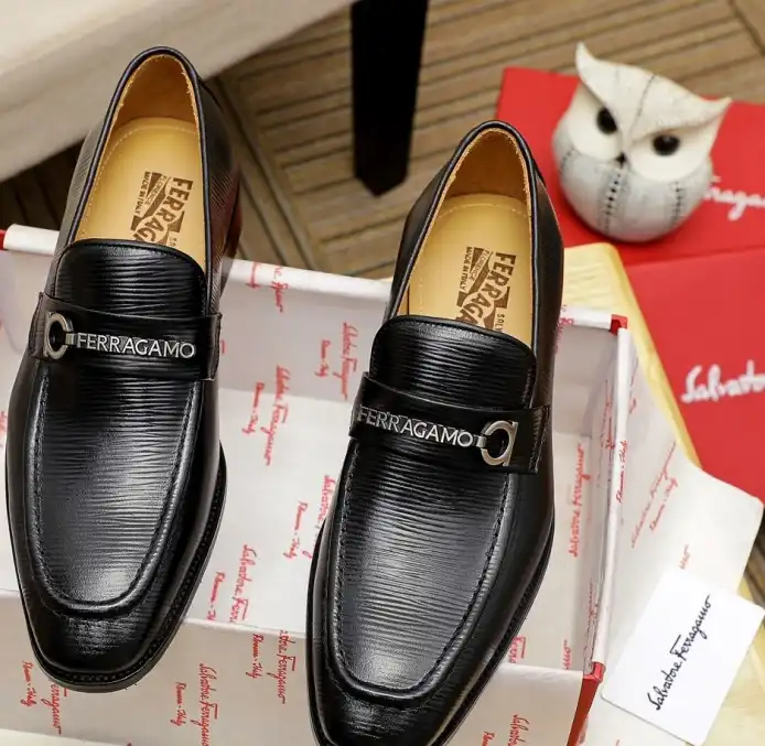 hype Ferragamo Leather Shoes