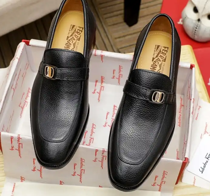 hype Ferragamo Leather Shoes