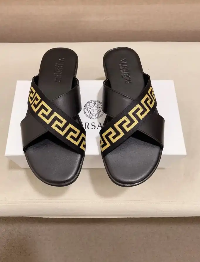 hype Givenchy Slippers