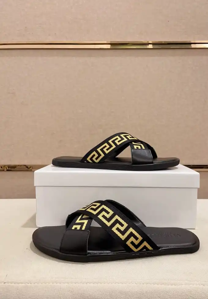 hype Givenchy Slippers