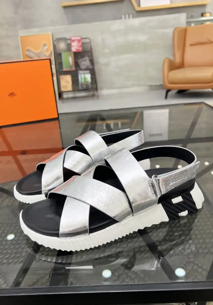 hype Hermes Sandals