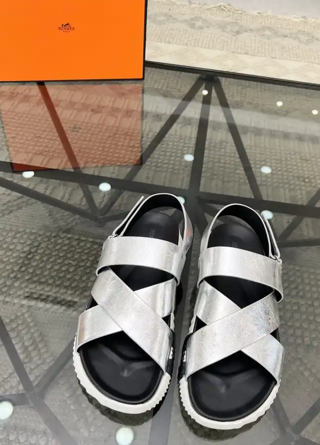 hype Hermes Sandals