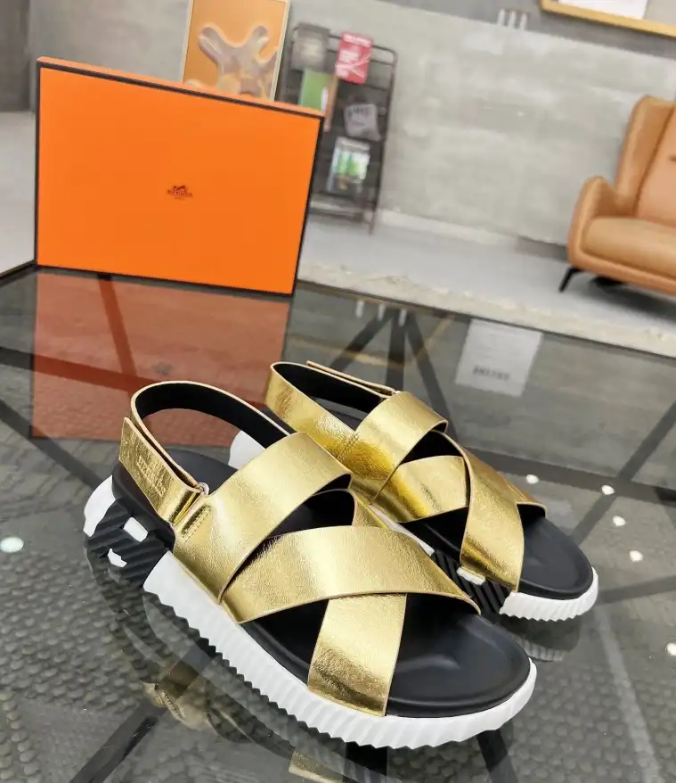 hype Hermes Sandals