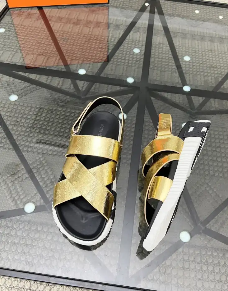 hype Hermes Sandals