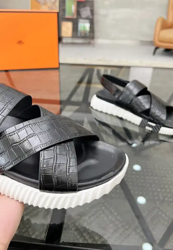 hype Hermes Sandals