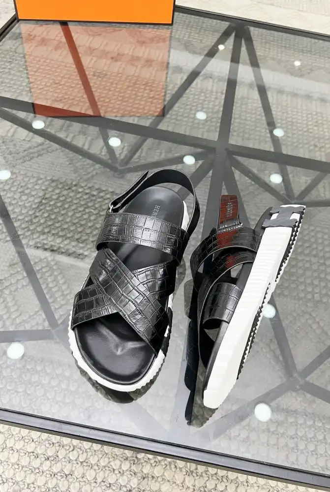 hype Hermes Sandals