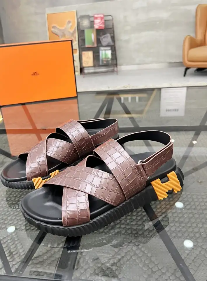 hype Hermes Sandals