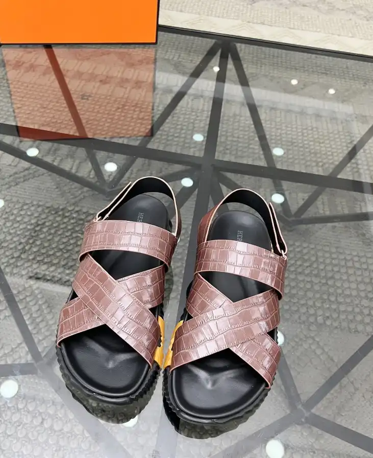 hype Hermes Sandals