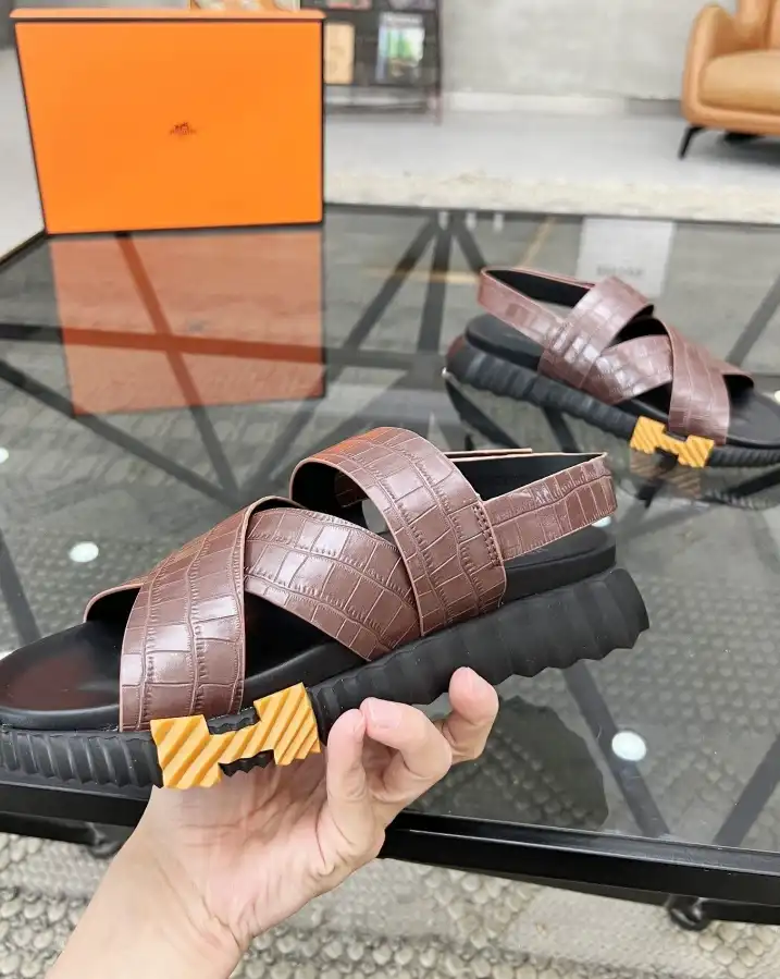 hype Hermes Sandals