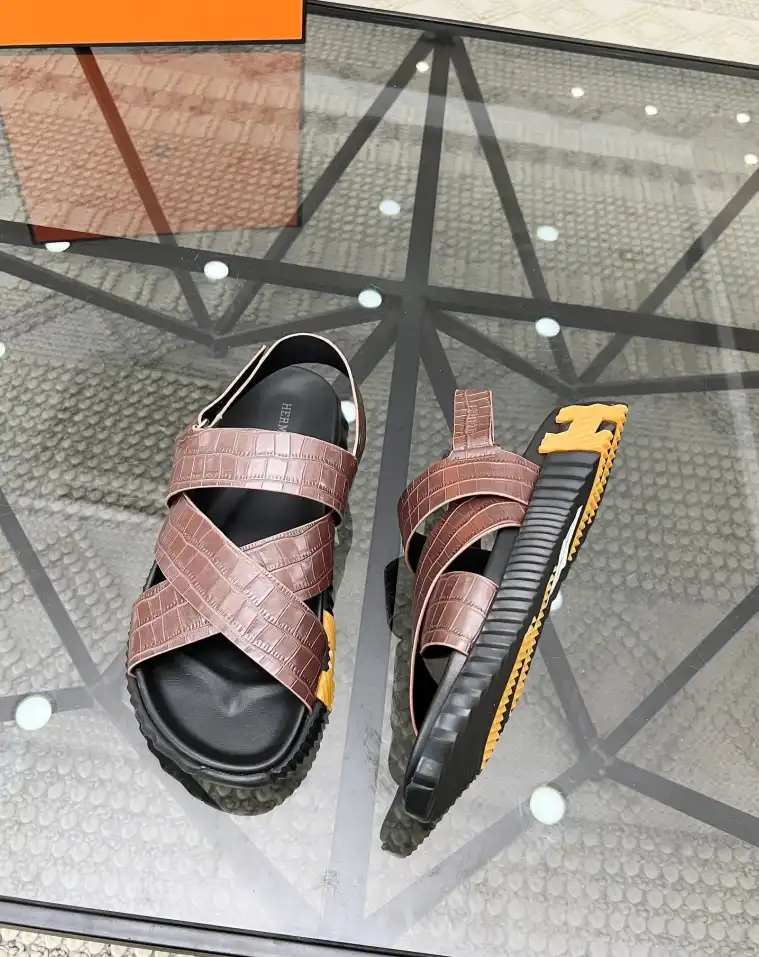 hype Hermes Sandals