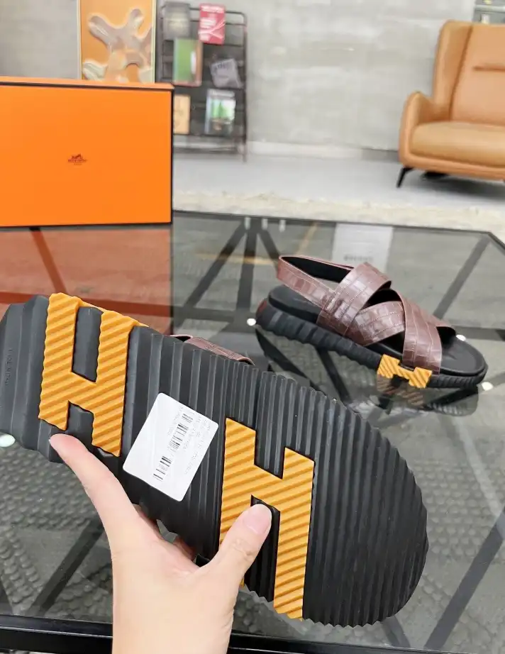 hype Hermes Sandals