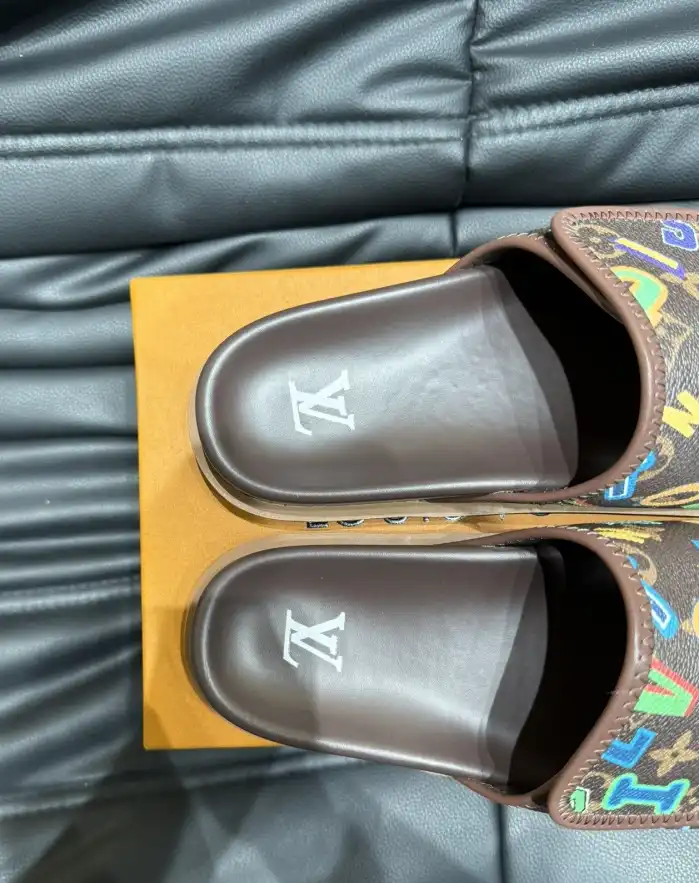 hype LV Slippers