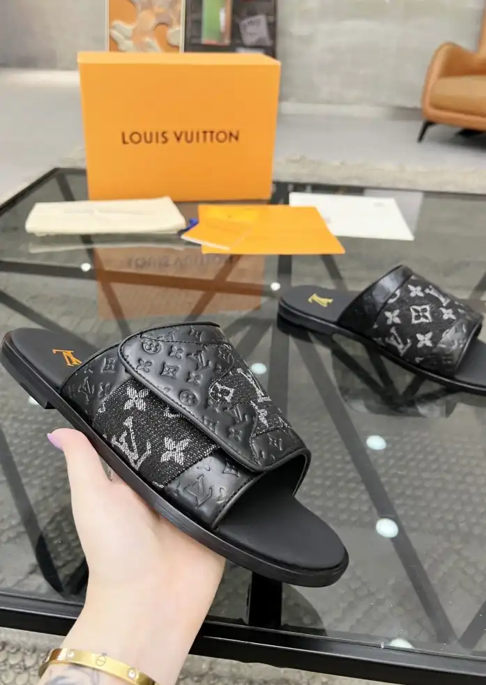 hype LV Slippers