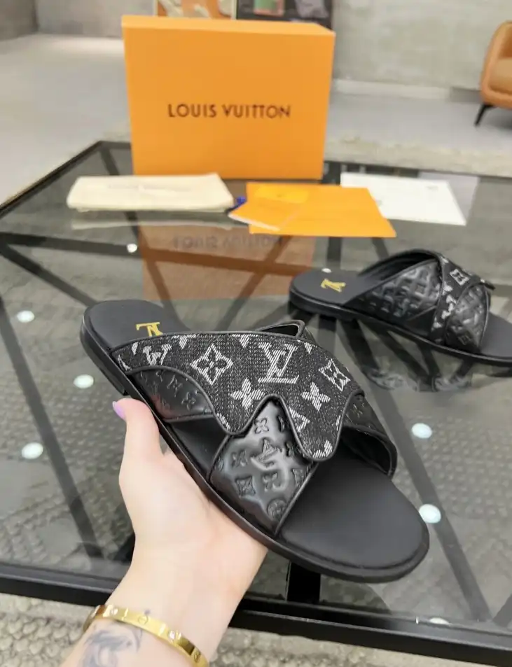 hype LV Slippers