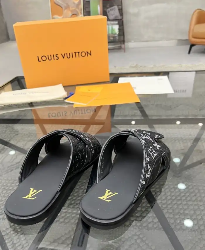 hype LV Slippers