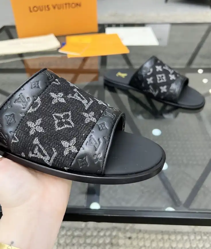 hype LV Slippers