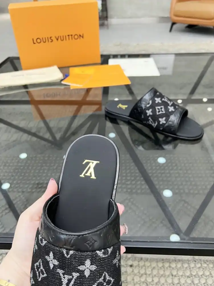 hype LV Slippers