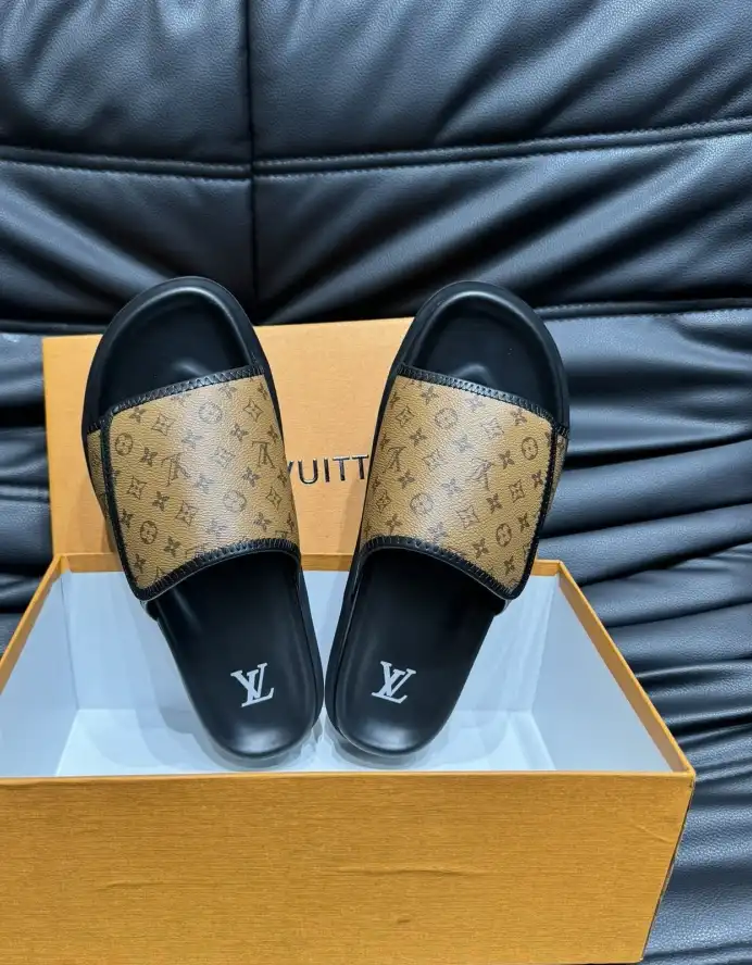 hype LV Slippers