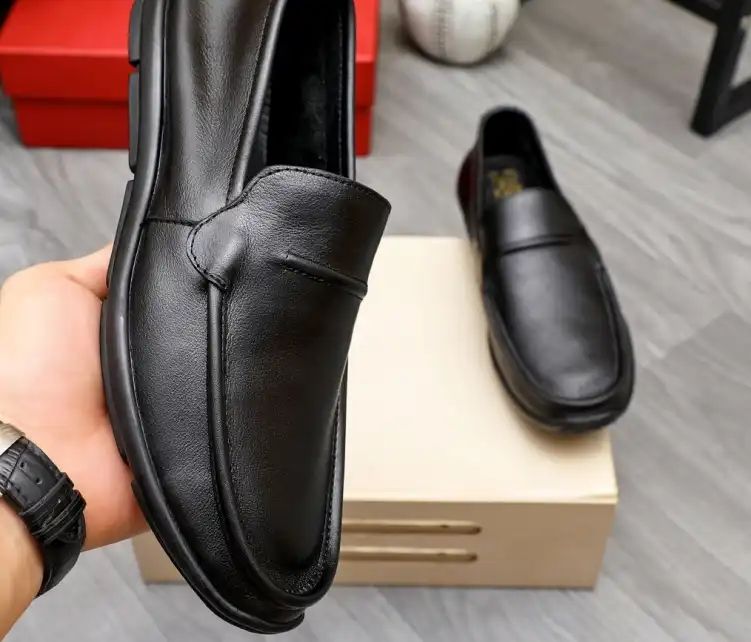 hype Ferragamo Leather Shoes