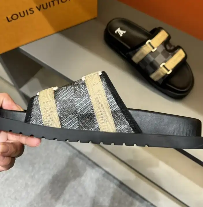 hype LV Slippers