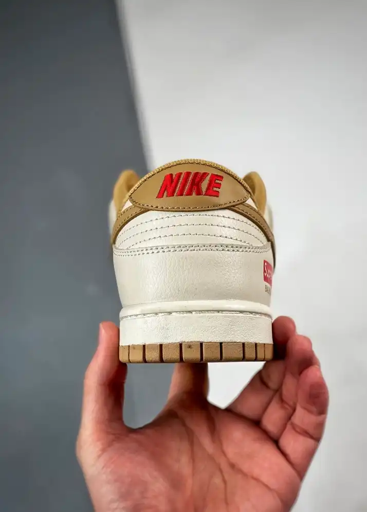 hype Nike Sneakers