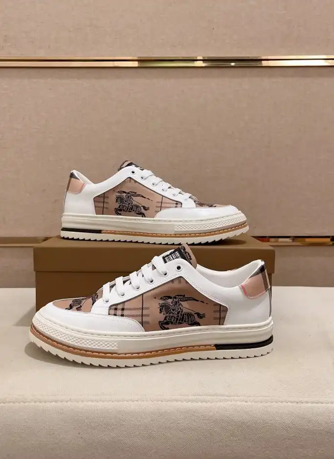 hype Burberry Sneakers