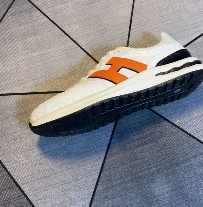 hype Hermes Sneakers