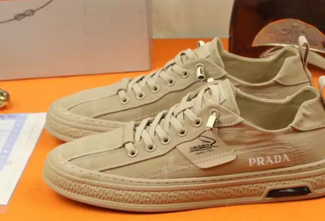 hype Prada Casual Shoes