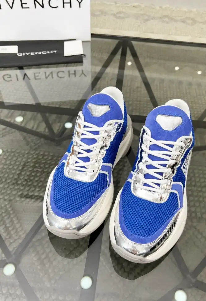 hype Givenchy Sneakers