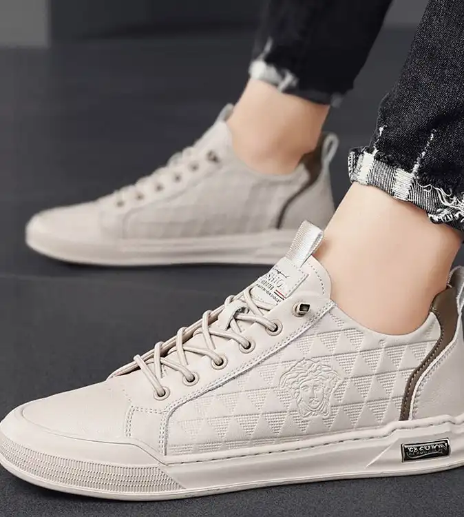 hype Givenchy Sneakers