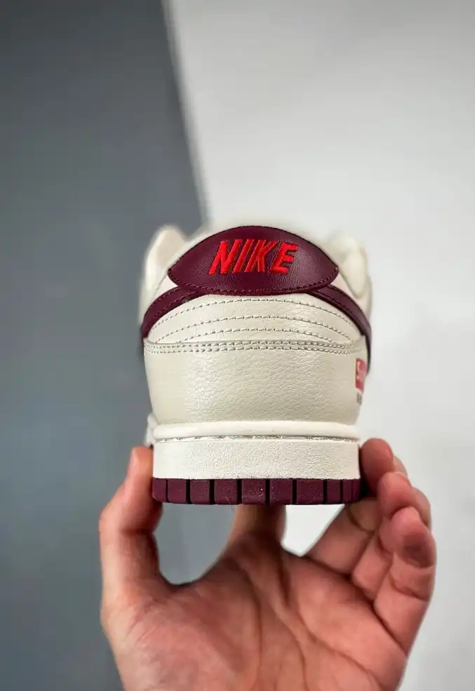 hype Nike Sneakers