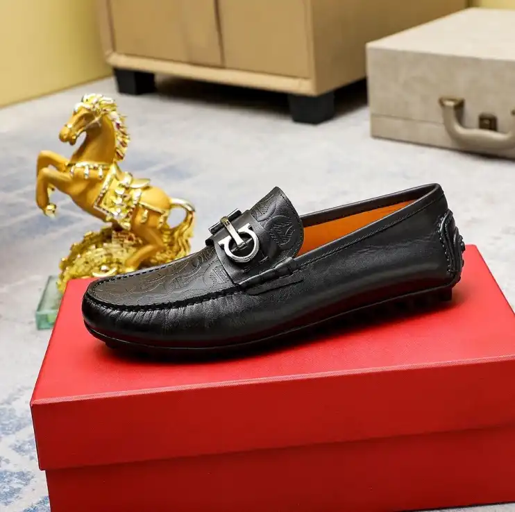 hype Ferragamo Leather Shoes