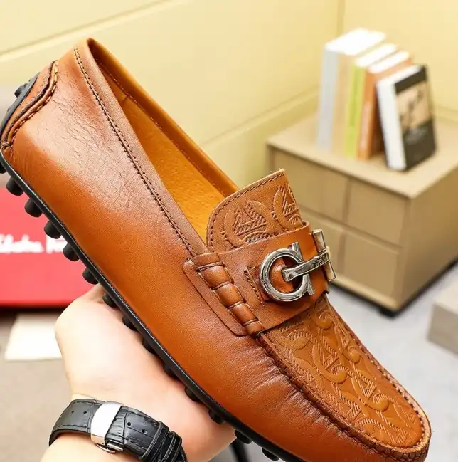 hype Ferragamo Leather Shoes