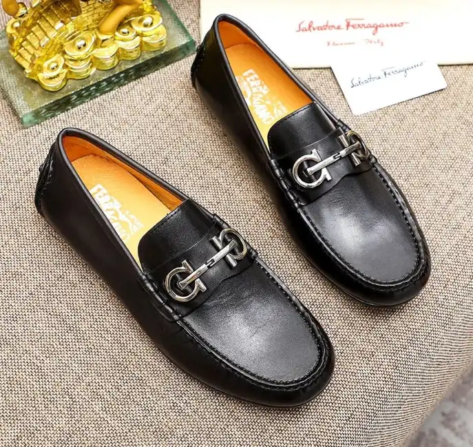 hype Ferragamo Leather Shoes