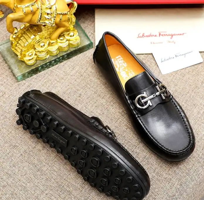 hype Ferragamo Leather Shoes