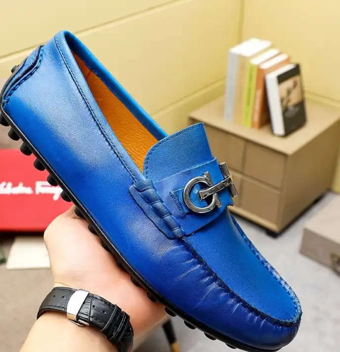 hype Ferragamo Leather Shoes