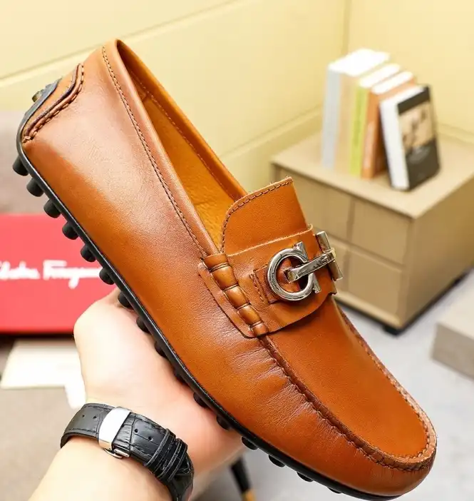 hype Ferragamo Leather Shoes