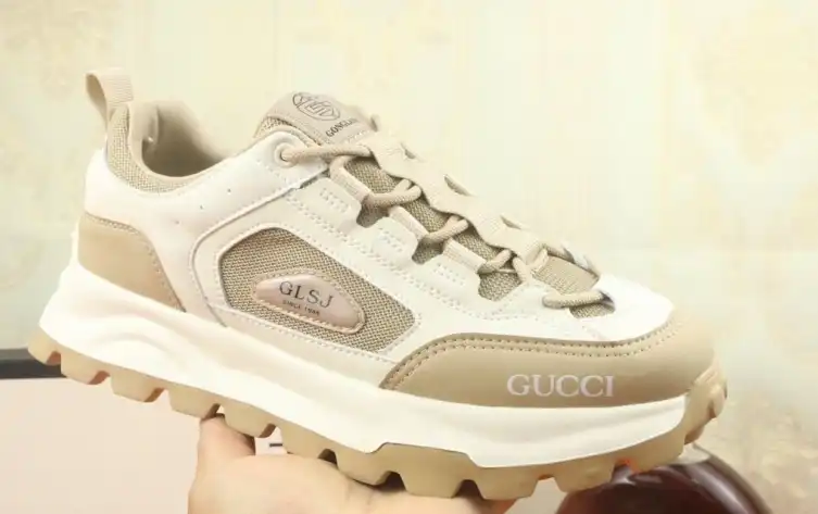 hype Gucci Sneakers