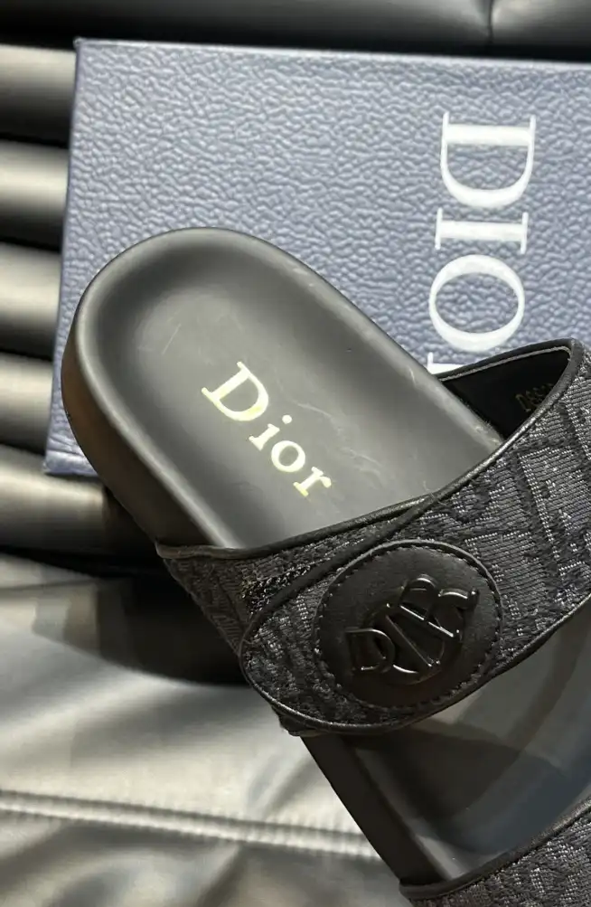 hype Christian Dior Slippers