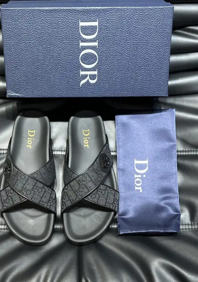 hype Christian Dior Slippers