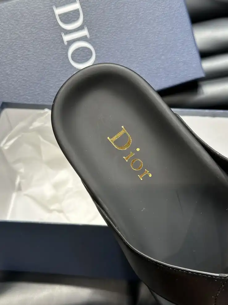 hype Christian Dior Slippers