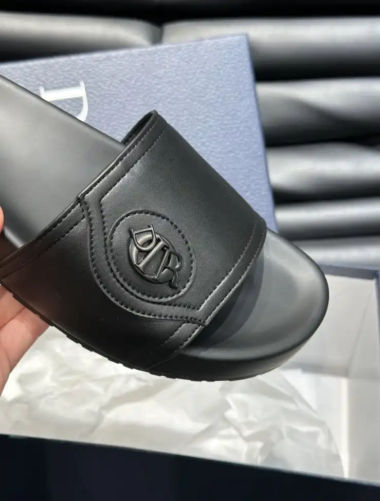 hype Christian Dior Slippers