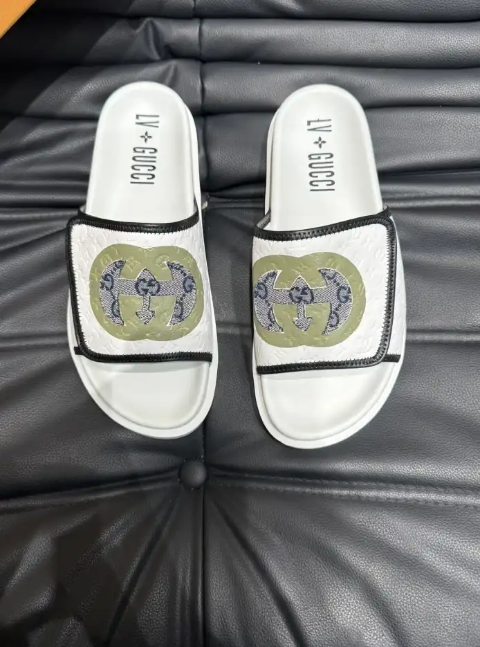 hype Gucci Slippers