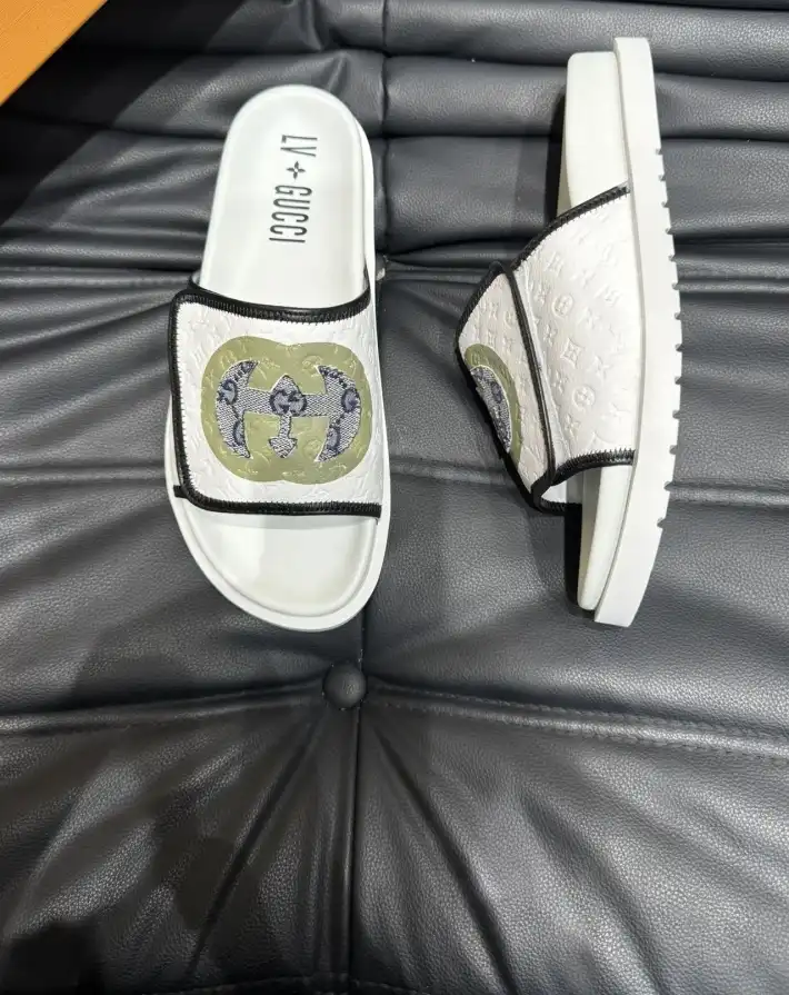 hype Gucci Slippers