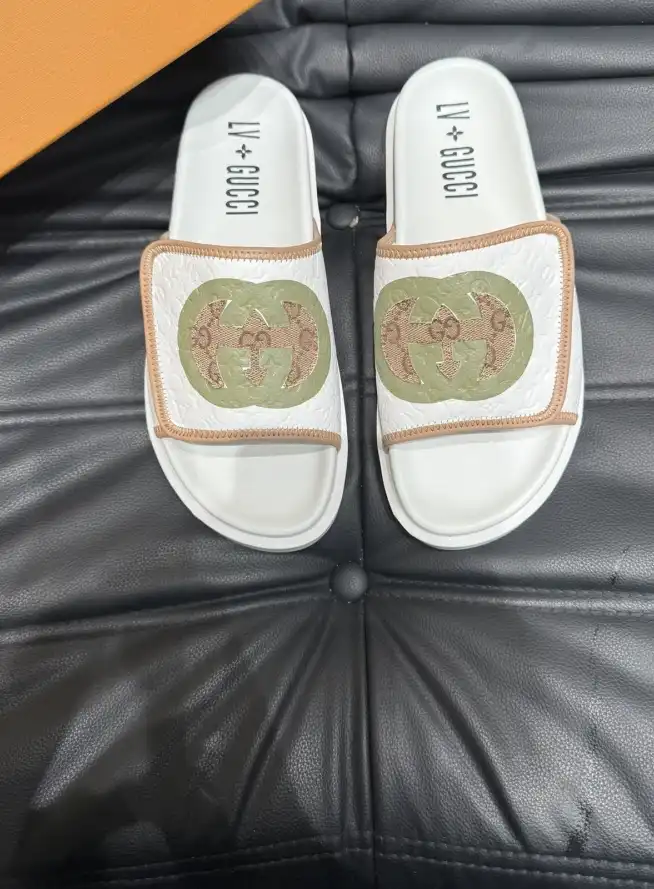 hype Gucci Slippers