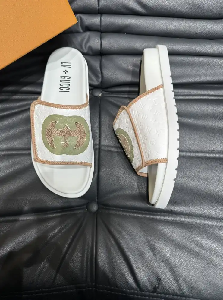 hype Gucci Slippers