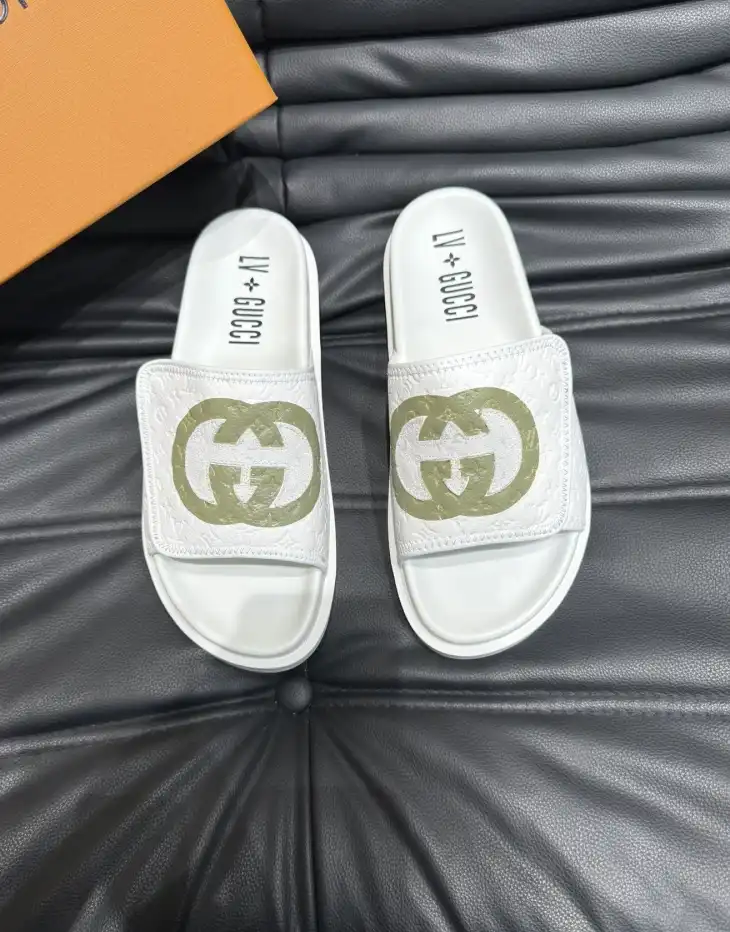 hype Gucci Slippers